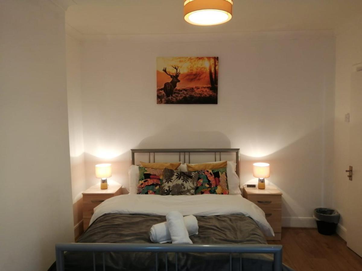 Central Stratford Cozy Double Room Лондон Екстер'єр фото